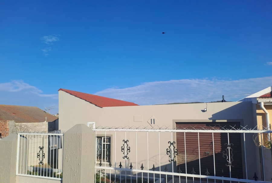 2 Bedroom Property for Sale in Bethelsdorp Eastern Cape
